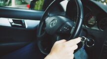 Alla scoperta di MBUX: il cuore intelligente dei veicoli Mercedes-Benz